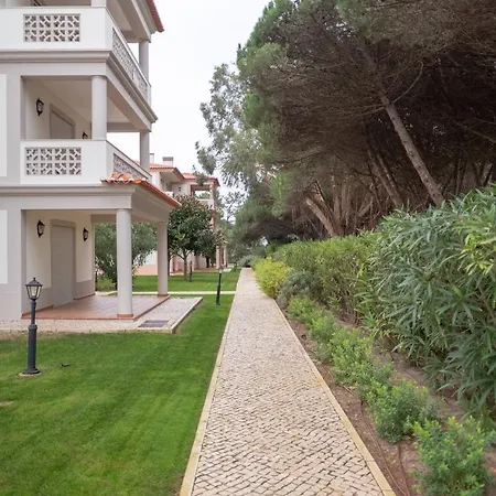 Stunning Caravelas *