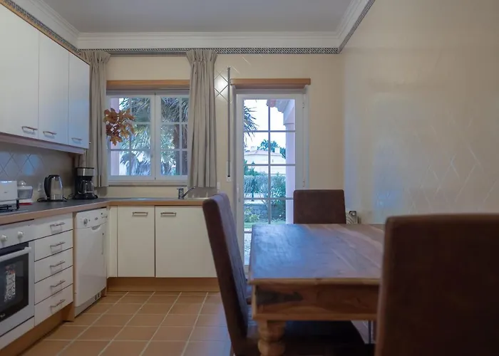 Stunning Caravelas *